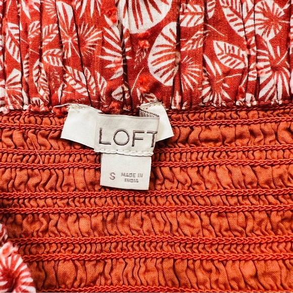 LOFT Palm-Printed Cotton Smocked Tiered Mini Skirt in Rich Chestnut. Size Small. - Picture 9 of 11